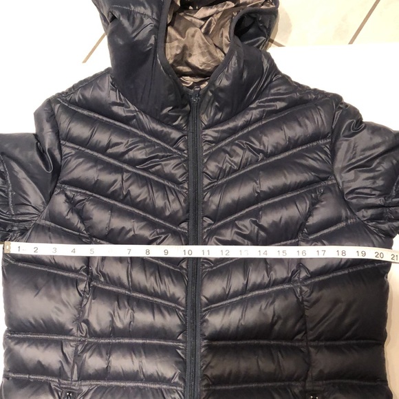 BERNARDO Hooded Spring Winter Fall Down Filled Coat Jacket Puffer in Dark Blue. - Picture 10 of 13